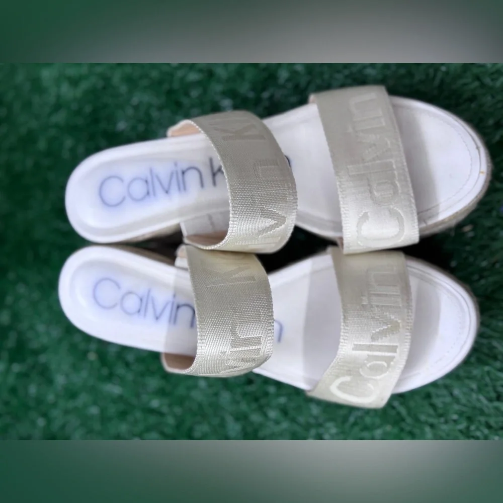 Calvin Klein Women’s Espadrilles Size 7.5‎